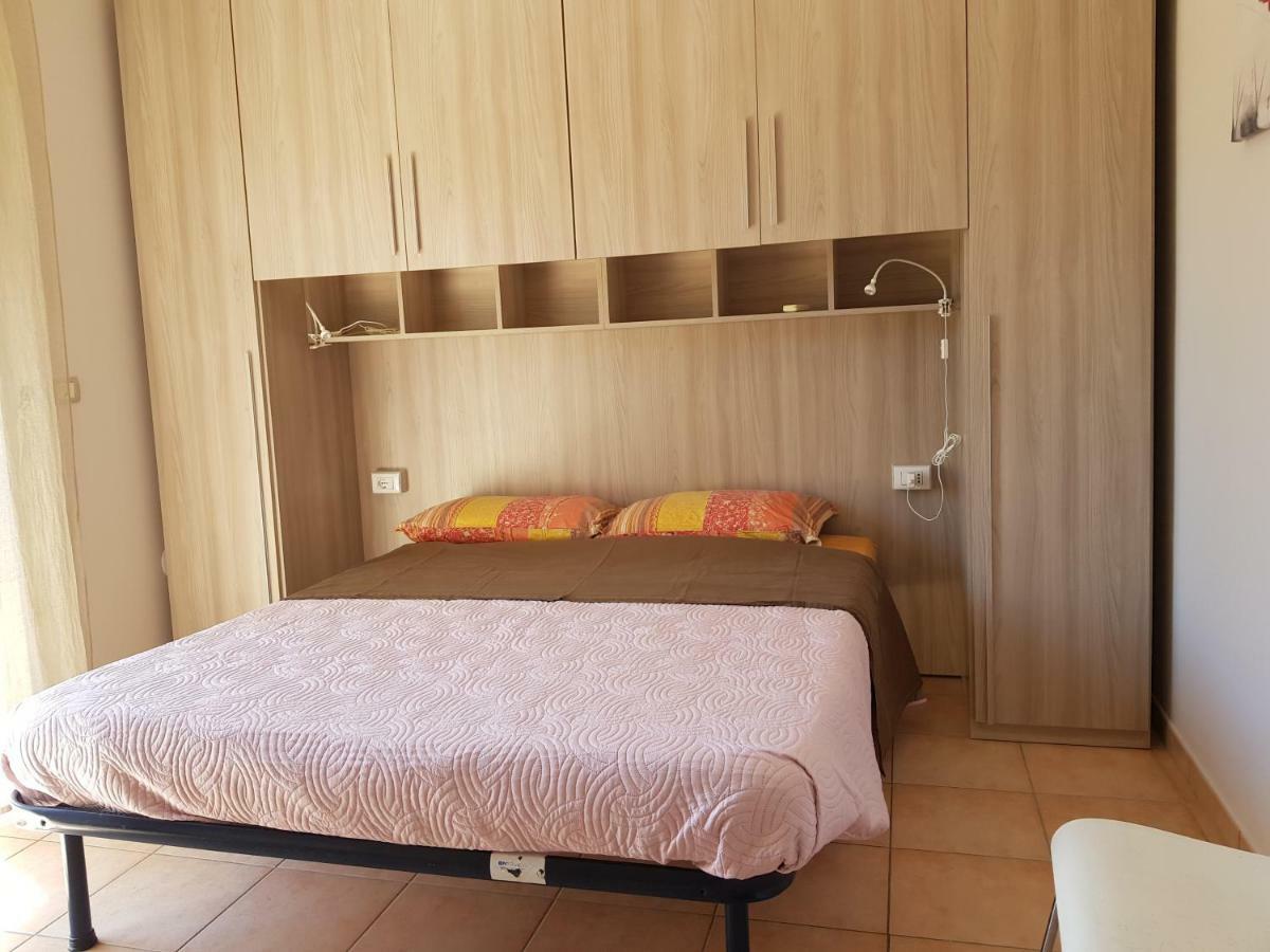 Casa Ilona Apartment Пинето Екстериор снимка